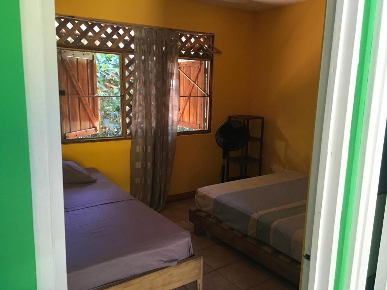 Las Casitas De Playa Negra Hostel Puerto Viejo de Talamanca Zewnętrze zdjęcie