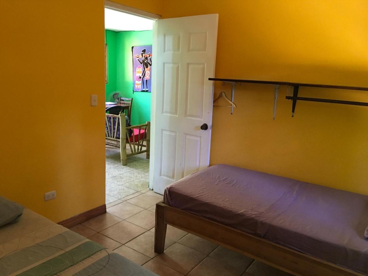Las Casitas De Playa Negra Hostel Puerto Viejo de Talamanca Zewnętrze zdjęcie